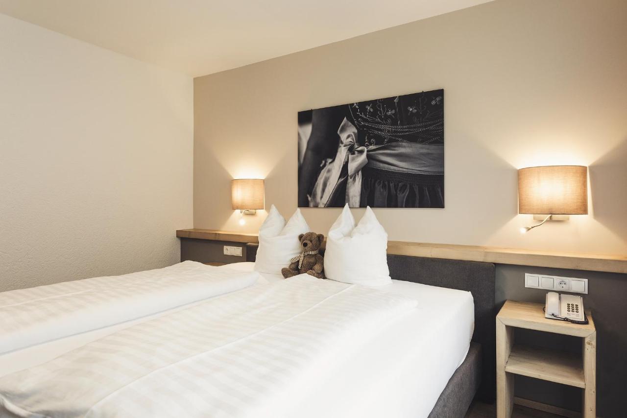אומהאוזן Hotel Johanna Mitten Im Oetztal מראה חיצוני תמונה