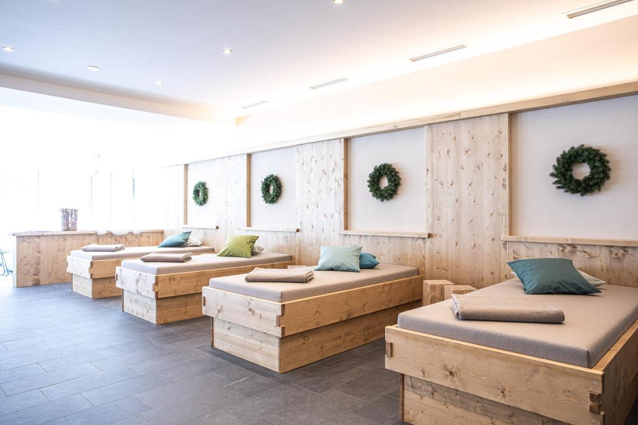 אומהאוזן Hotel Johanna Mitten Im Oetztal מראה חיצוני תמונה
