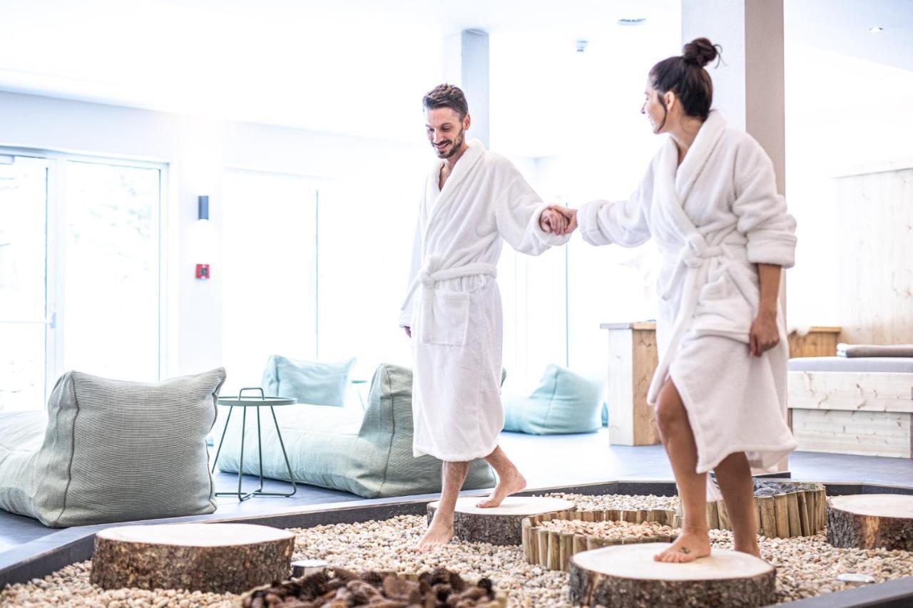 אומהאוזן Hotel Johanna Mitten Im Oetztal מראה חיצוני תמונה